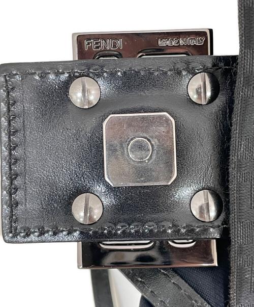 FENDI（フェンディ）FENDI (フェンディ) ショルダーバッグの古着・服飾アイテム