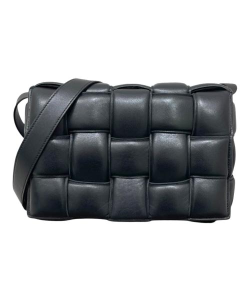 BOTTEGA VENETA（ボッテガベネタ）BOTTEGA VENETA (ボッテガベネタ) カセットショルダーバッグ ブラックの古着・服飾アイテム