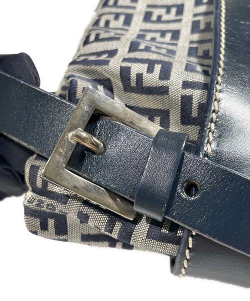 FENDI（フェンディ）FENDI (フェンディ) ズッキーノ ハンドバッグ ネイビーの古着・服飾アイテム