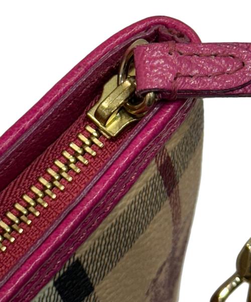 BURBERRY（バーバリー）BURBERRY (バーバリー) チェーンポーチ　3752754 ベージュの古着・服飾アイテム