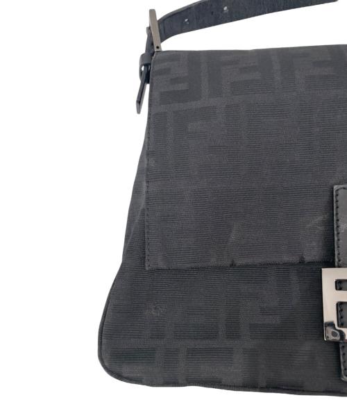 FENDI（フェンディ）FENDI (フェンディ) マンマバケット/ワンショルダーバッグ ブラックの古着・服飾アイテム