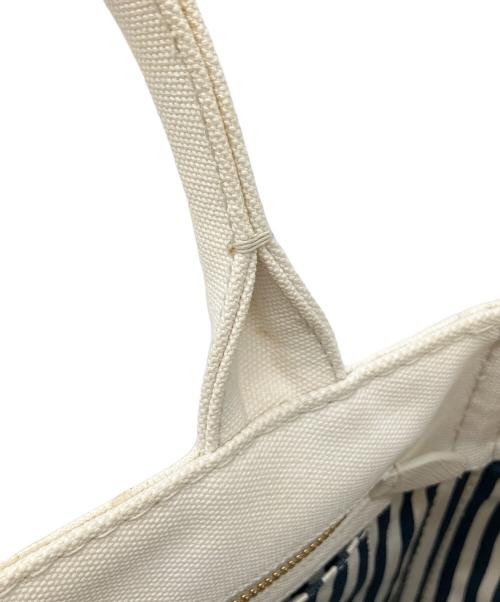 PRADA（プラダ）PRADA (プラダ) カナパ/ショルダーバッグ アイボリーの古着・服飾アイテム