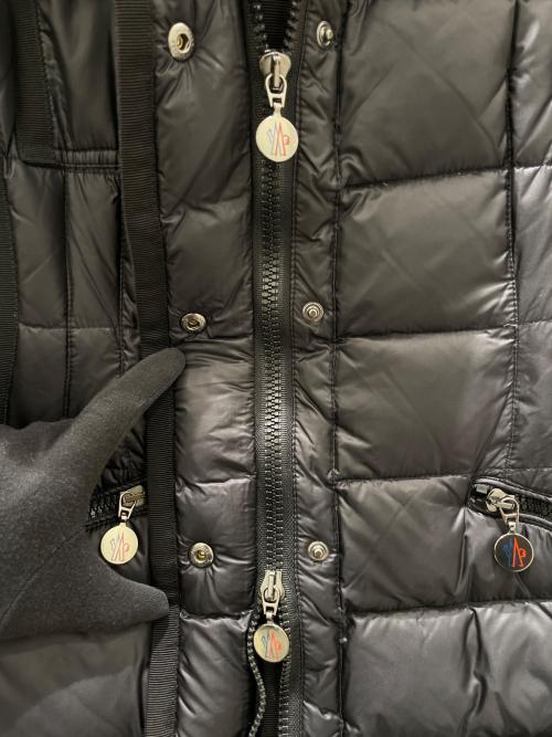 MONCLER（モンクレール）MONCLER (モンクレール) HERMINE/ダウンコート ブラック サイズ:00の古着・服飾アイテム