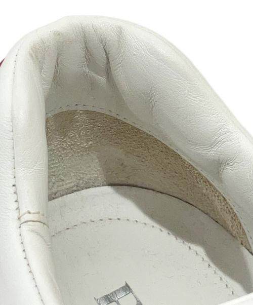 PRADA（プラダ）PRADA (プラダ) ハートロゴパッチスニーカー/RFID対応品/レザースニーカー/ロゴスニーカー/ローカットスニーカー ホワイト サイズ:7の古着・服飾アイテム