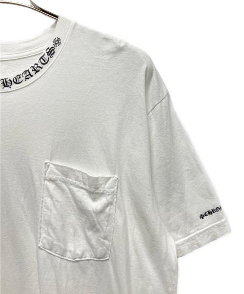 CHROME HEARTS（クロムハーツ）CHROME HEARTS (クロムハーツ) ネックロゴポケットTシャツ ホワイト サイズ:Lの古着・服飾アイテム