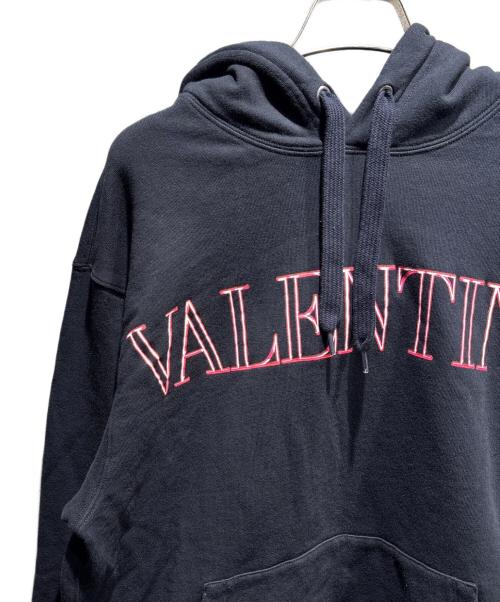 VALENTINO（ヴァレンティノ）VALENTINO (ヴァレンティノ) ネオンユニバースプリントスウェットパーカー ネイビー サイズ:Mの古着・服飾アイテム