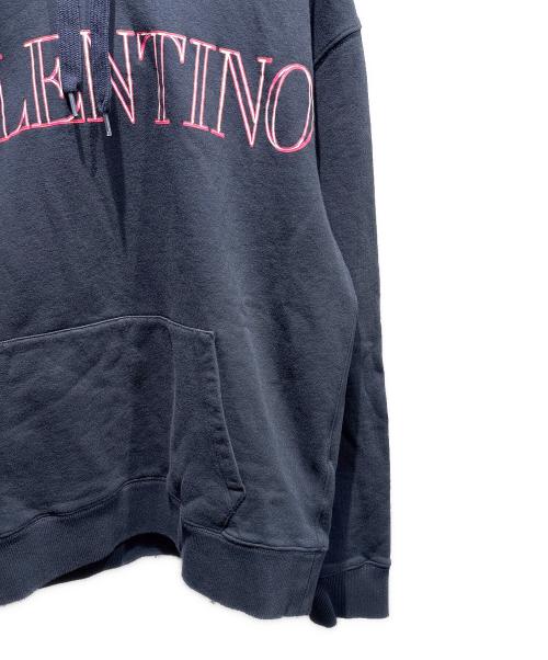 VALENTINO（ヴァレンティノ）VALENTINO (ヴァレンティノ) ネオンユニバースプリントスウェットパーカー ネイビー サイズ:Mの古着・服飾アイテム