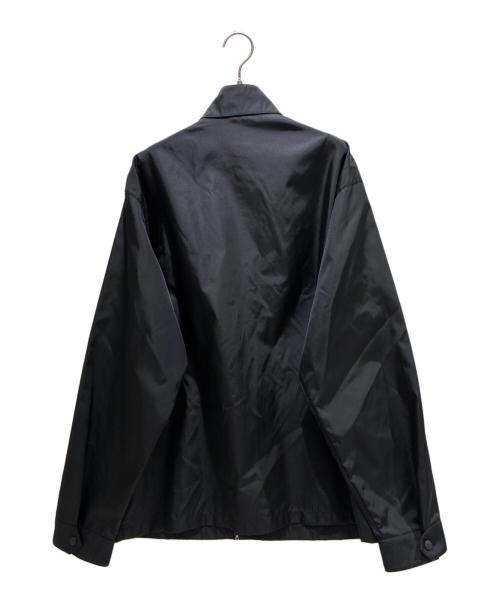 PRADA（プラダ）PRADA (プラダ) Re-Nylonプレートジャケット SC633 S222 1WQ8 ブラック サイズ:Mの古着・服飾アイテム