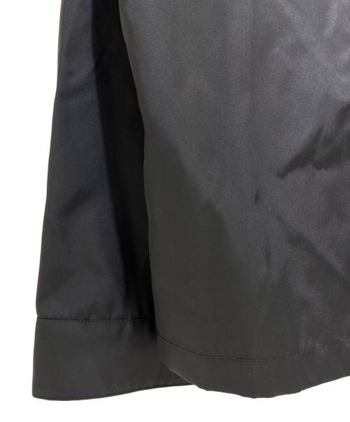 PRADA（プラダ）PRADA (プラダ) Re-Nylonプレートジャケット SC633 S222 1WQ8 ブラック サイズ:Mの古着・服飾アイテム
