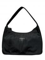 PRADAプラダ）の古着「トライアングルロゴワンショルダーバッグ」｜ブラック