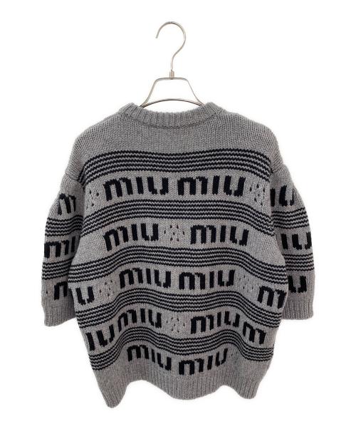 MIU MIU（ミュウミュウ）MIU MIU (ミュウミュウ) 半袖ロゴニット グレー サイズ:36の古着・服飾アイテム