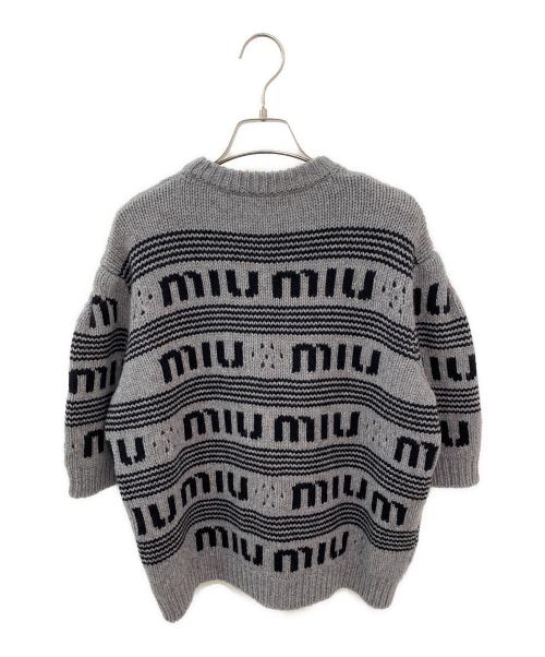 MIU MIU（ミュウミュウ）MIU MIU (ミュウミュウ) 半袖ロゴニット グレー サイズ:36の古着・服飾アイテム