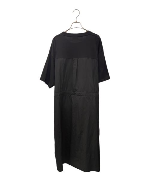 MONCLER（モンクレール）MONCLER (モンクレール) バック切替ワンピース/ABITO ドレス ブラック サイズ:Mの古着・服飾アイテム