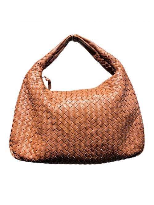 BOTTEGA VENETA（ボッテガベネタ）BOTTEGA VENETA (ボッテガベネタ) イントレチャート ホーボーバッグ  ブラウン サイズ:-の古着・服飾アイテム