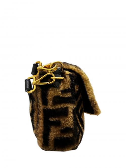 FENDI（フェンディ）FENDI (フェンディ) ワンショルダーバッグ ブラウン×ブラックの古着・服飾アイテム