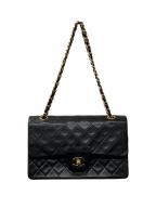 CHANELシャネル）の古着「マトラッセ25/A01112」｜ブラック
