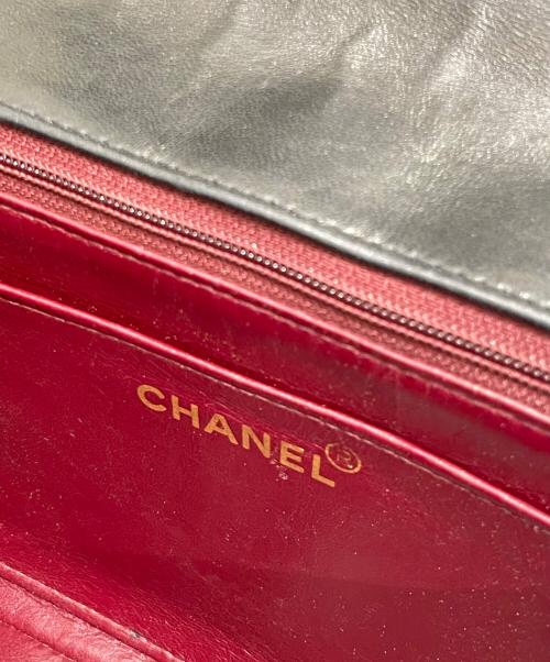 CHANEL（シャネル）CHANEL (シャネル) ダイアナフラップ マトラッセ25 ブラック サイズ:25/ミディアムの古着・服飾アイテム