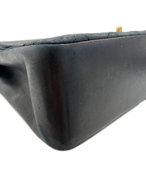 CHANEL（シャネル）CHANEL (シャネル) マトラッセターンロックチェーンショルダーバッグ/Matelassé Turn-Lock Chain Shoulder Bag ブラック サイズ:27の古着・服飾アイテム