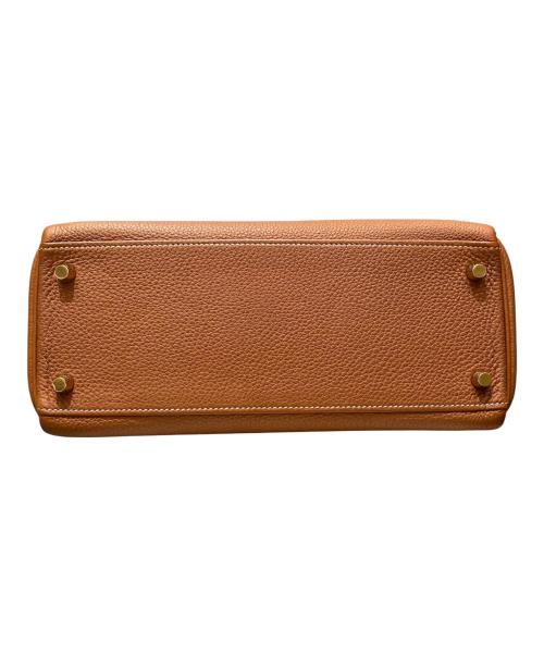 HERMES（エルメス）HERMES (エルメス) ケリー28 内縫い/ゴールド金具/トゴ/ゴールド/	A刻印/2017年 ゴールド サイズ:28の古着・服飾アイテム