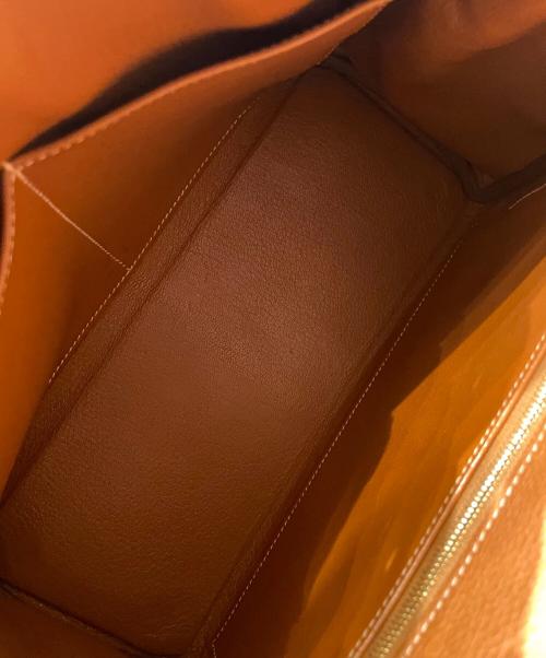 HERMES（エルメス）HERMES (エルメス) ケリー28 内縫い/ゴールド金具/ゴールド/A刻印:2017年製 ゴールド サイズ:28の古着・服飾アイテム