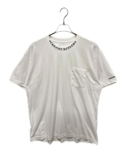 CHROME HEARTS（クロムハーツ）CHROME HEARTS (クロムハーツ) ネックロゴポケットTシャツ ホワイト サイズ:XLの古着・服飾アイテム