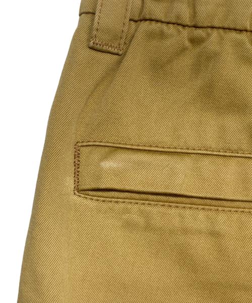 PRADA（プラダ）PRADA (プラダ) Bermuda cargo shorts ベージュ サイズ:44の古着・服飾アイテム