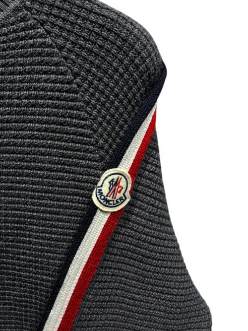 MONCLER（モンクレール）MONCLER (モンクレール) GIROCOLLO/サイドラインウールニット グレー サイズ:Mの古着・服飾アイテム