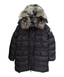 MONCLER（モンクレール）の古着「APHROTI /ファー付きダウンコート/シルバーフォックス」｜ブラック