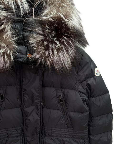 MONCLER（モンクレール）MONCLER (モンクレール) APHROTI /ファー付きダウンコート/シルバーフォックス ブラック サイズ:1の古着・服飾アイテム