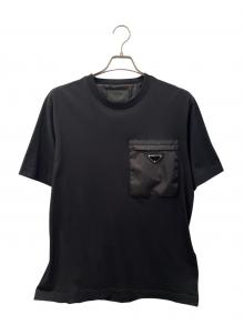 PRADA（プラダ）の古着「Re-Nylon トライアングルロゴ ポケットTシャツ」｜ブラック