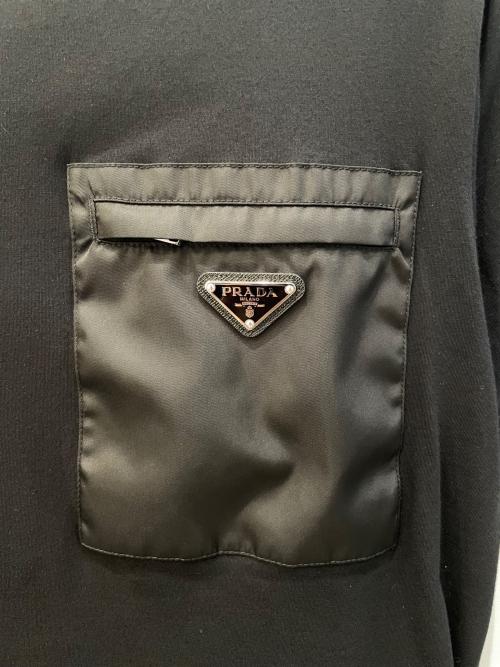 PRADA（プラダ）PRADA (プラダ) Re-Nylon トライアングルロゴ ポケットTシャツ ブラック サイズ:Mの古着・服飾アイテム