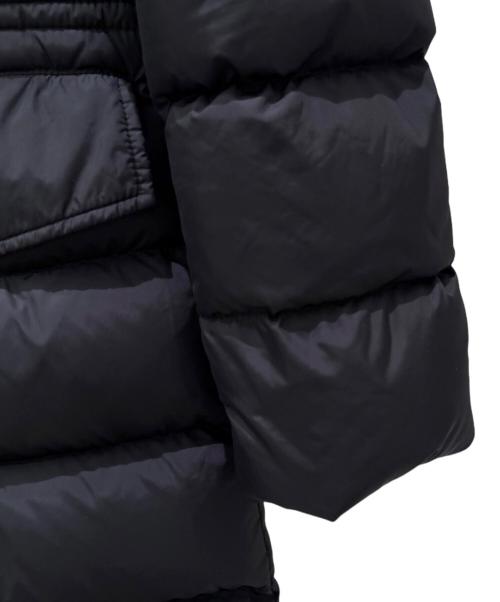 MONCLER（モンクレール）MONCLER (モンクレール) APHROTITI シルバーフォックスファー ダウンコート ブラックの古着・服飾アイテム
