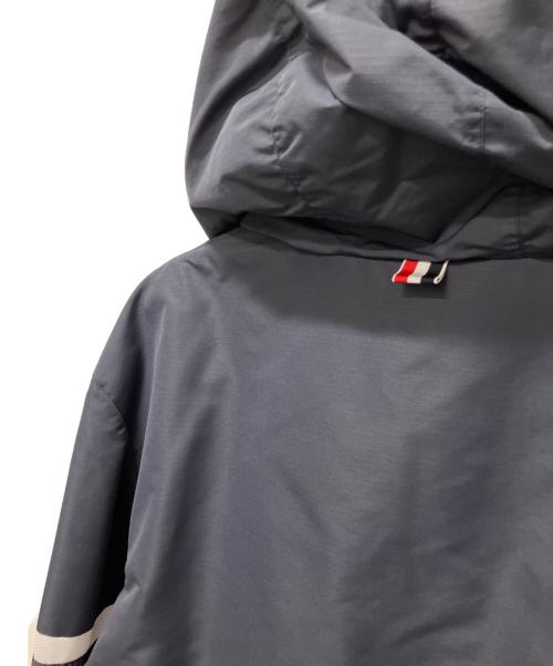 Thom Browne（トムブラウン）Thom Browne (トムブラウン) Ripstop Mesh 4-Bar Hooded Jacket/リップストップ メッシュ 4バー フーデッドジャケット ネイビー サイズ:4の古着・服飾アイテム