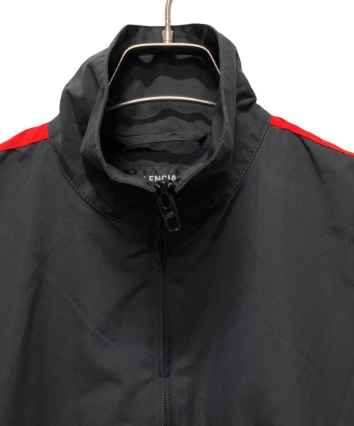 BALENCIAGA（バレンシアガ）BALENCIAGA (バレンシアガ) Double Sleeve Windbreaker　ウィンドブレーカー ブラック×レッド サイズ:42の古着・服飾アイテム
