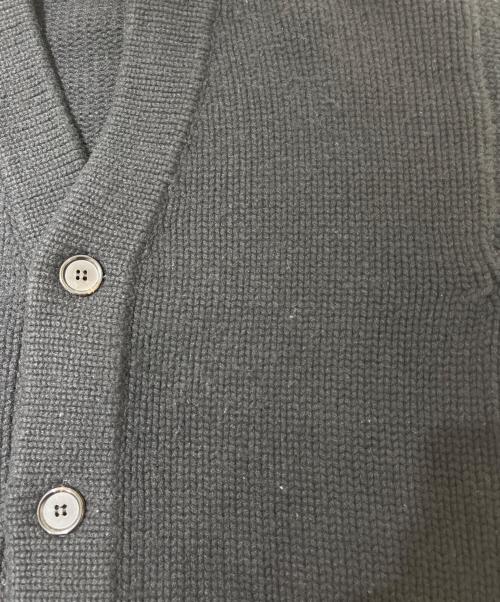 PRADA（プラダ）PRADA (プラダ) カシミヤVネックカーディガン UMG053 S211 1KYZ ブラック サイズ:46の古着・服飾アイテム