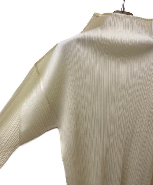 PLEATS PLEASE（プリーツプリーズ）PLEATS PLEASE (プリーツプリーズ) ハイネックプリーツカットソー クリーム サイズ:3の古着・服飾アイテム