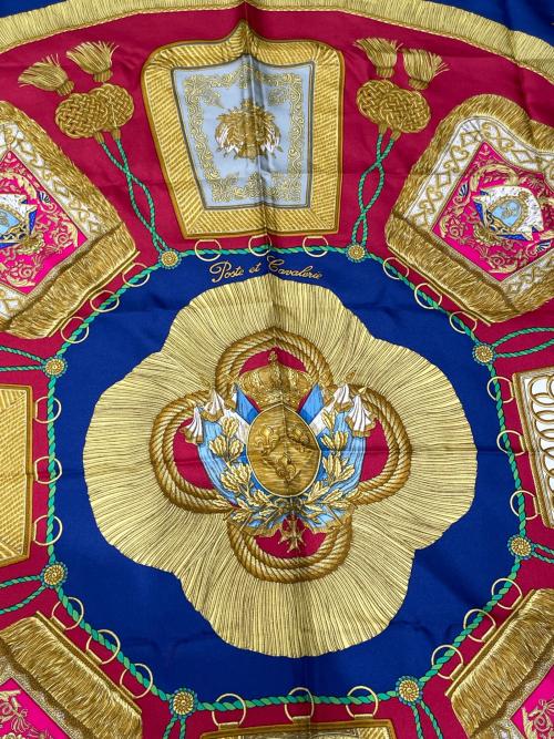 HERMES（エルメス）HERMES (エルメス) カレ90 サーベル飾り袋（Poste et Cavalerie) レッド×ブルー サイズ:90の古着・服飾アイテム