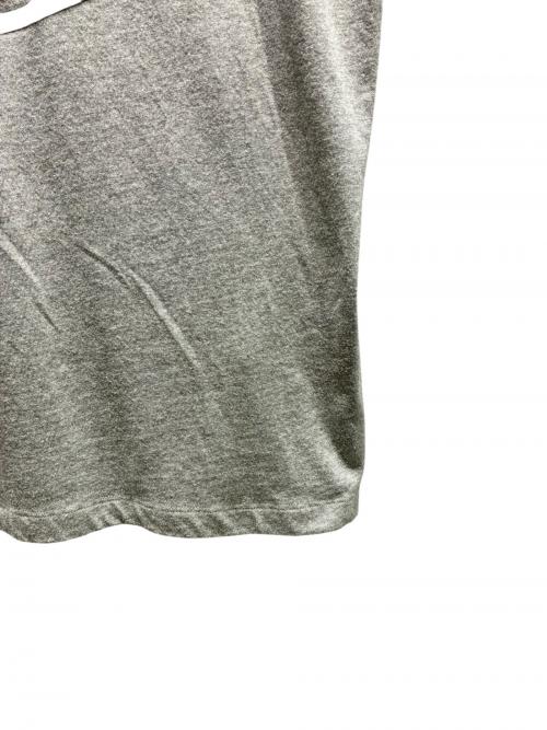 MONCLER（モンクレール）MONCLER (モンクレール) フロッキーロゴTシャツ グレー サイズ:XLの古着・服飾アイテム