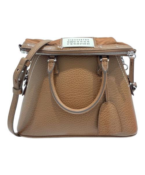 Maison Margiela（メゾンマルジェラ）Maison Margiela (メゾンマルジェラ) 5ACショルダーバッグ/5AC Shoulder Bag Mini Iconic Top Handle Crossbody Leather ブラウンの古着・服飾アイテム