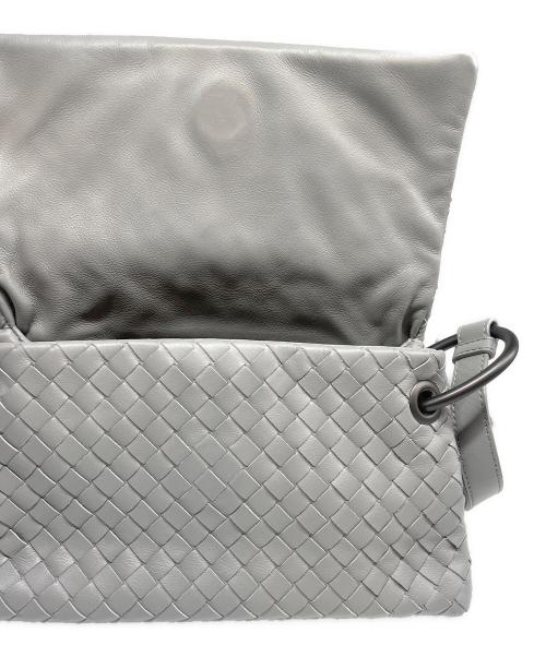 BOTTEGA VENETA（ボッテガベネタ）BOTTEGA VENETA (ボッテガベネタ) イントレチャートショルダーバッグ グレーの古着・服飾アイテム