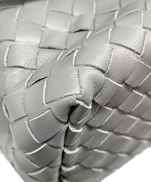 BOTTEGA VENETA（ボッテガベネタ）BOTTEGA VENETA (ボッテガベネタ) イントレチャートショルダーバッグ グレーの古着・服飾アイテム
