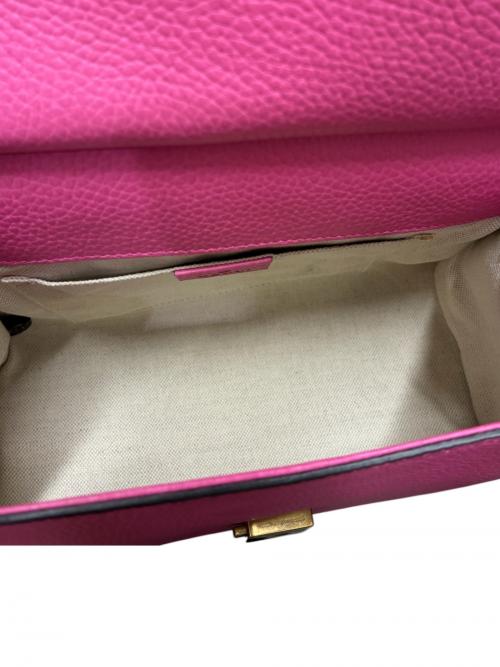 GUCCI（グッチ）GUCCI (グッチ) GGマーモント トップハンドルショルダーバッグ ピンク×ゴールド金具 サイズ:-の古着・服飾アイテム