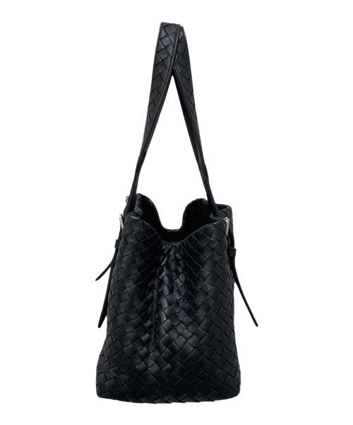 BOTTEGA VENETA（ボッテガベネタ）BOTTEGA VENETA (ボッテガベネタ) イントレチャート ハンドバッグ ブラックの古着・服飾アイテム