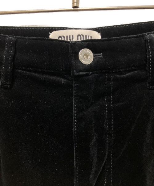 MIU MIU（ミュウミュウ）MIU MIU (ミュウミュウ) ロゴワッペンベロアパンツ ブラック サイズ:38の古着・服飾アイテム