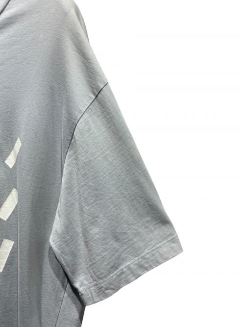 Maison Margiela（メゾンマルジェラ）Maison Margiela (メゾンマルジェラ) ロゴＴシャツ/S30GC0731 S23935 グレー サイズ:44の古着・服飾アイテム
