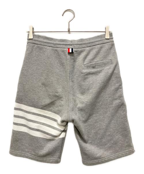 Thom Browne（トムブラウン）Thom Browne (トムブラウン) スウェットハーフパンツ グレーの古着・服飾アイテム