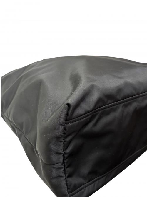 PRADA（プラダ）PRADA (プラダ) トライアングルロゴトートバッグ ブラック サイズ:-の古着・服飾アイテム