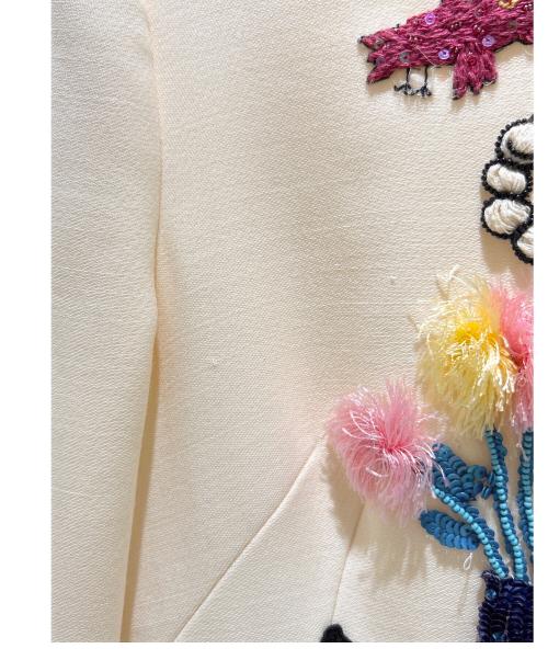 DOLCE & GABBANA（ドルチェ＆ガッバーナ）DOLCE & GABBANA (ドルチェ＆ガッバーナ) 刺繍ビーズ装飾ワンピース アイボリー サイズ:40の古着・服飾アイテム