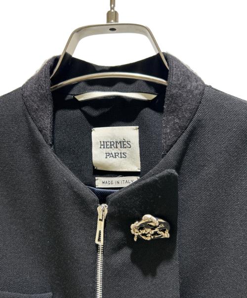 HERMES（エルメス）HERMES (エルメス) Emblem Button Bomber Jacket MA-1 Style Flight Jacket/エンブレムボタンボンバージャケット ブラック サイズ:34の古着・服飾アイテム