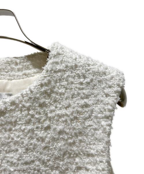CHANEL（シャネル）CHANEL (シャネル) ココボタンツイードベスト P72532V64383 ホワイト サイズ:34の古着・服飾アイテム